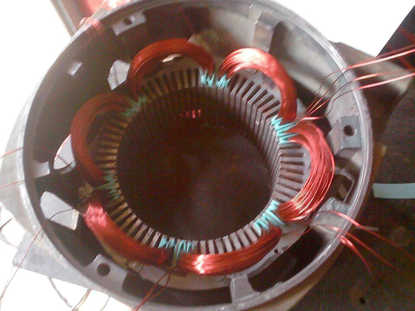 Y系列三相異步電動(dòng)機(jī)三相不平衡現(xiàn)象及根本原因分析。