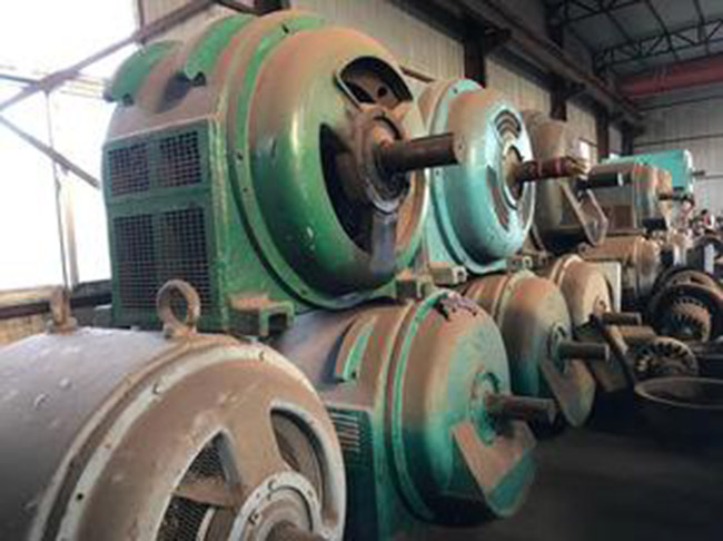 高壓三相異步電動(dòng)機(jī)外殼帶電時(shí)會(huì)產(chǎn)生哪些隱患？